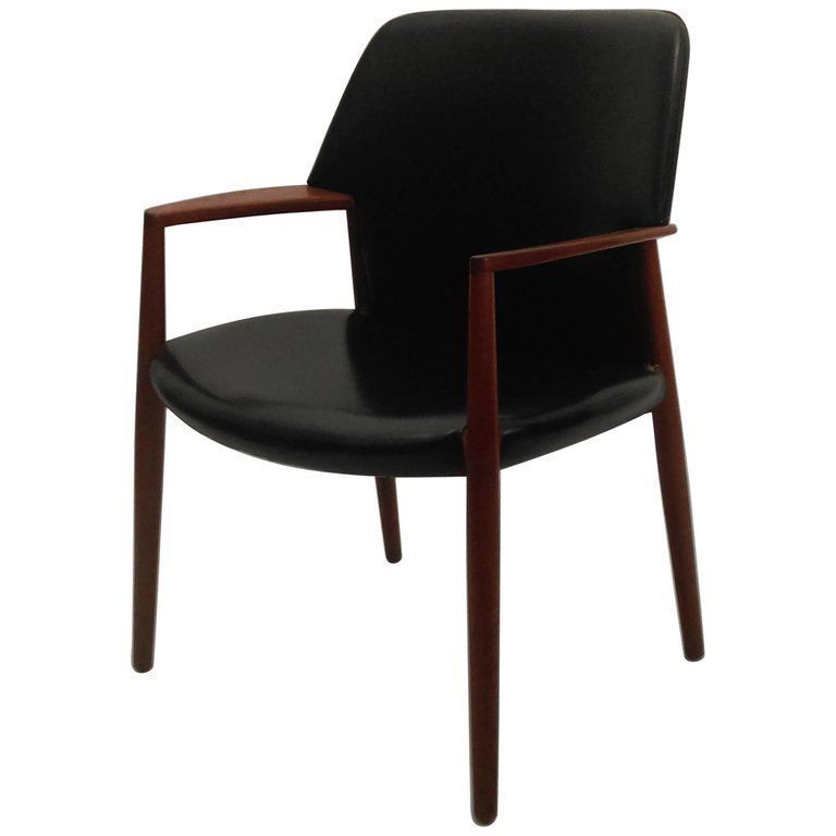 1950s Reupholstered Aksel Bender Madsen, Ejnar Larsen Model 4205 Armchair By Fritz Hansen