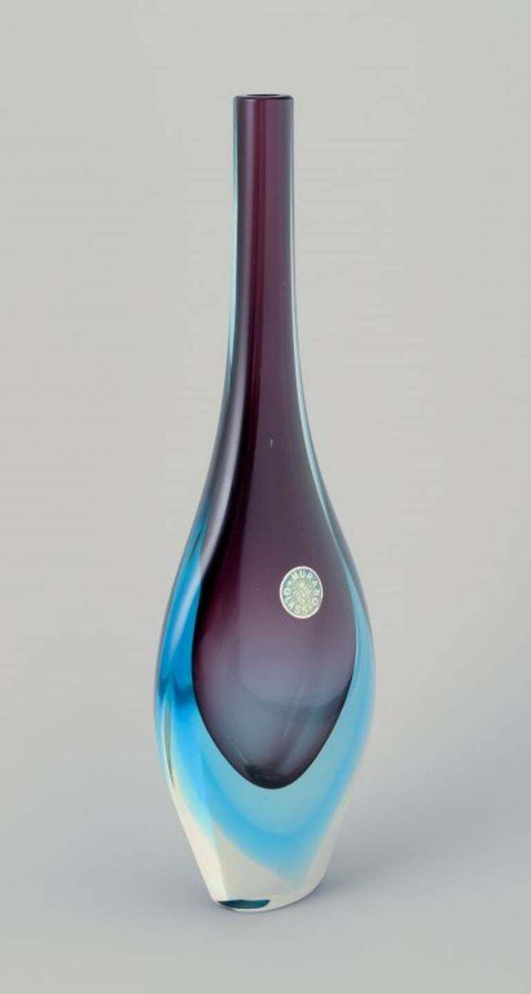 Murano Italy Art Glass Vase With A Slender Neck Blue And Purple Glass photo 455.0