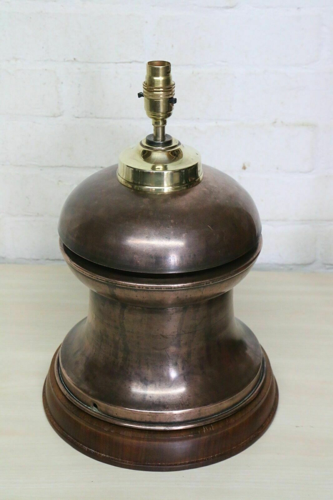 photo vinterior Table Lamp Antique Railway Gas Lamp Copper Top Converted Desk Lamp Unique