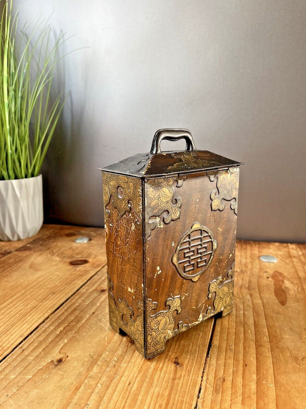 Antique Wood Brass Effect Tin Tea Chest Oriental Chinese Chinoiserie Japonisme photo furniture