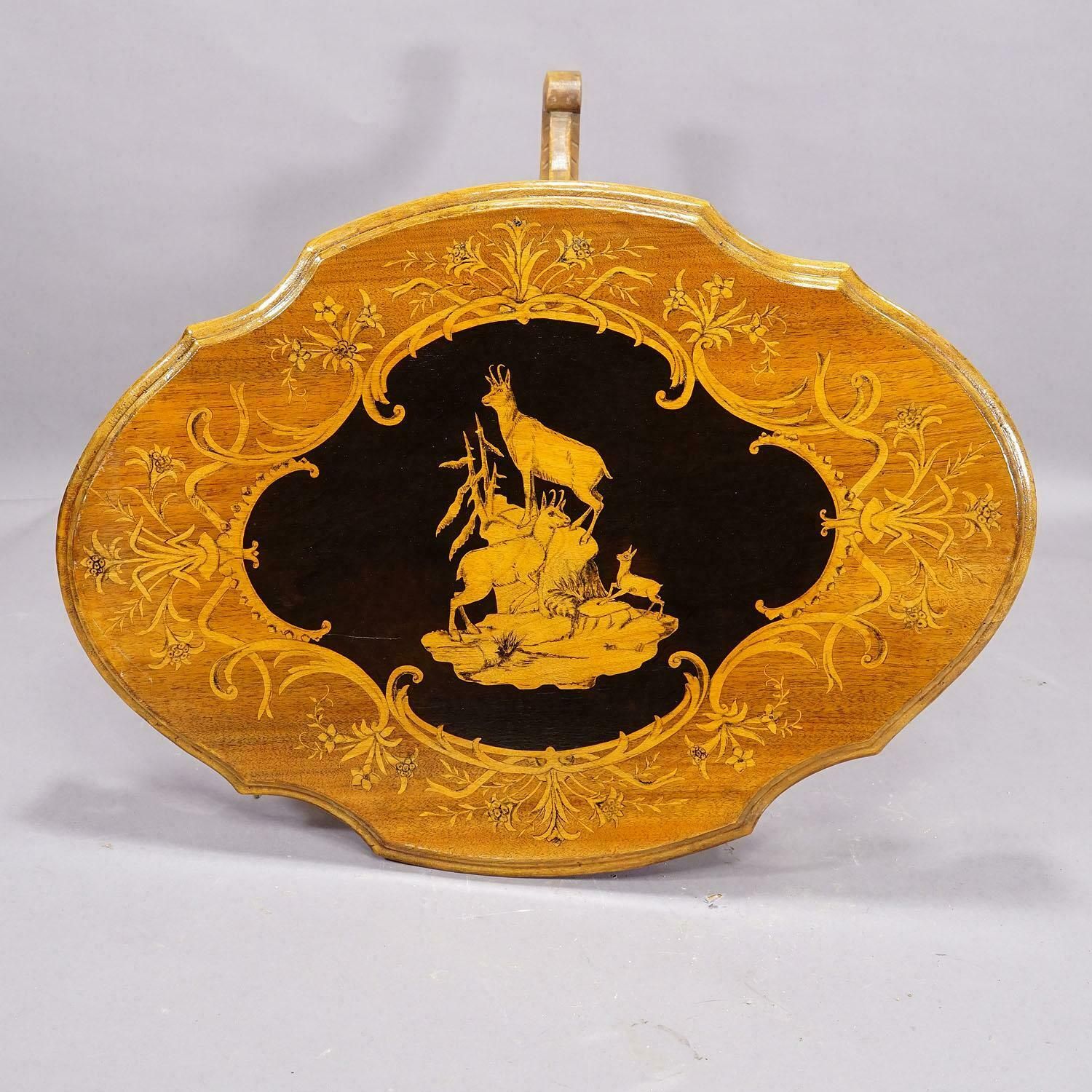 Edelweis Marquetry Side Table Swiss Brienz 1900 photo 2085.0