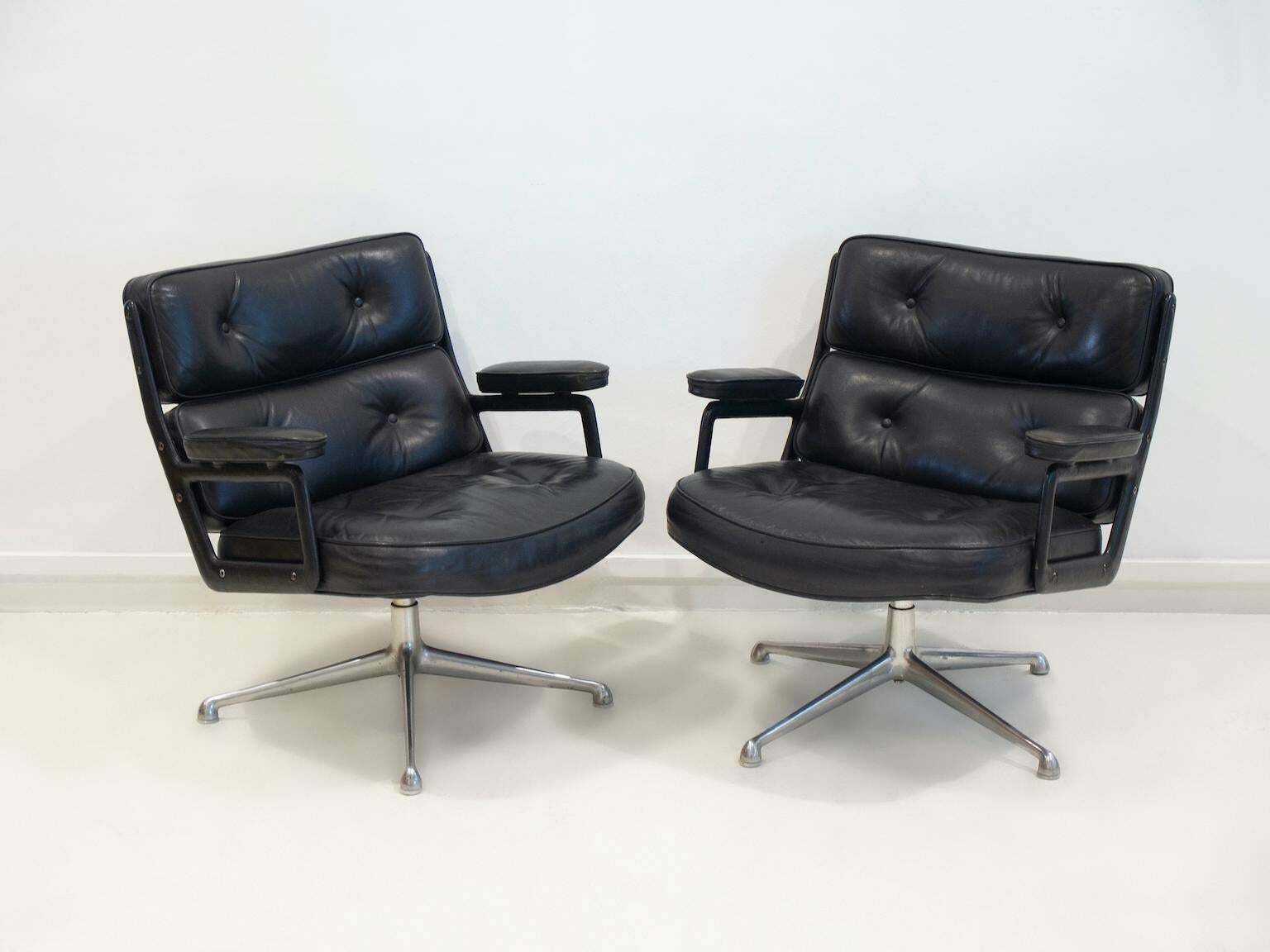 Pair Of Black Leather Executive Chairs By Charles And Ray Eames photo for sale