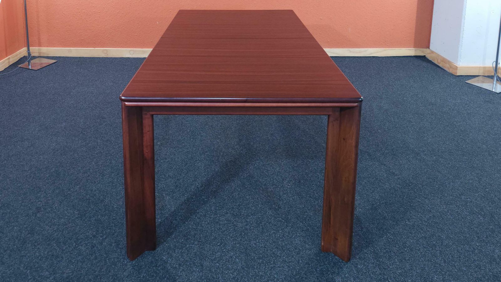 Italian Midcentury "Mou" Dining Table By Afra And Tobia Scarpa, 1970 photo Furniture