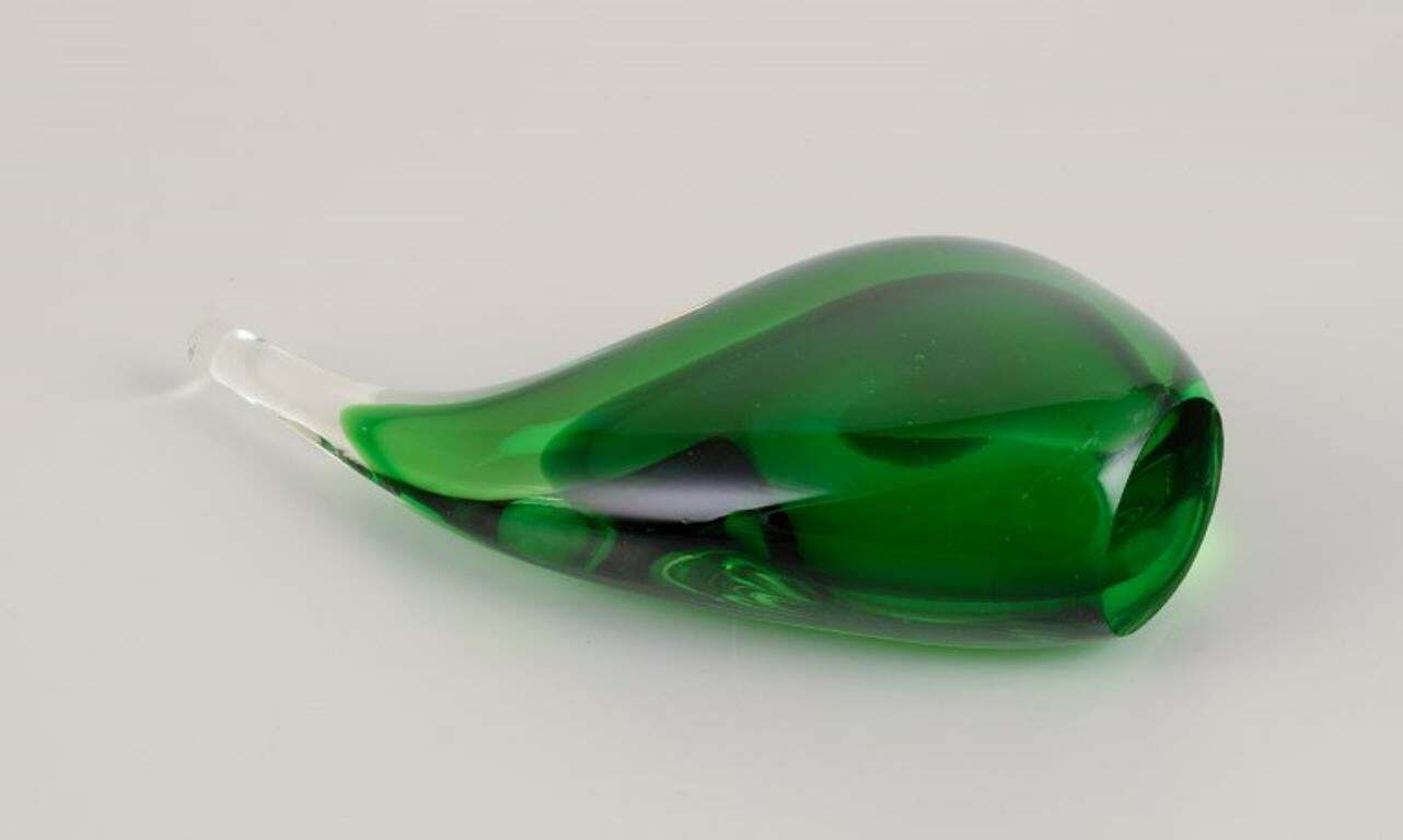 Per Lütken For Holmegaard, Denmark. Sculpture In Green Art Glass. Organic Shape. photo vinterior