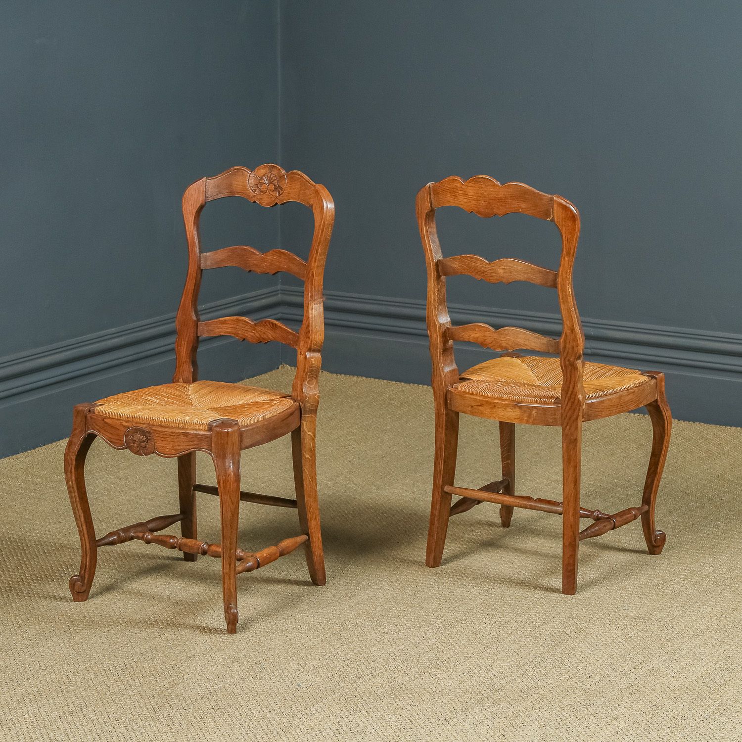 French Set Of 12 Twelve Louis XV Style Oak Ladder Back Rush Seat Kitchen Dining Chairs (Circa 1920) photo vintage