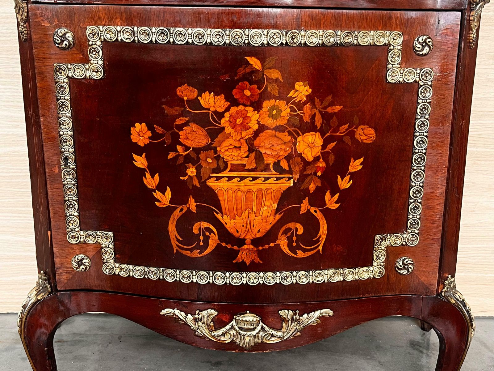 Furniture Louis XV Style Buffet With Floral Marquetry With Drawer And Door photo