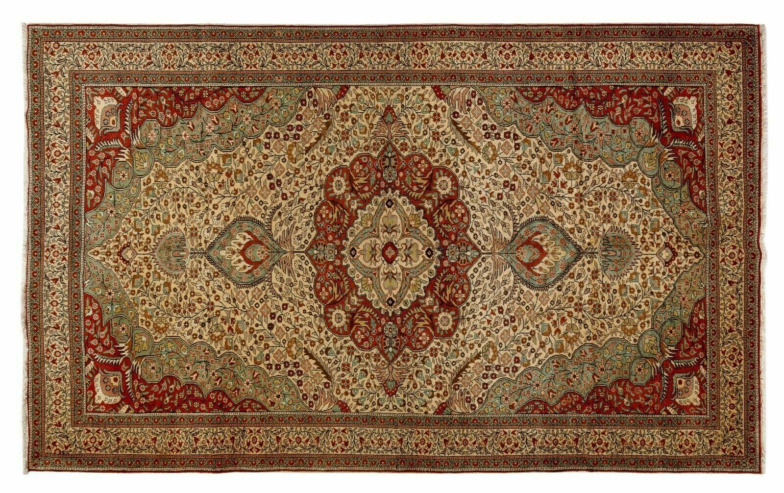 Fine Vintage Kayseri Rug, Even Medium Wool Pile On Cotton Foundation photo for sale