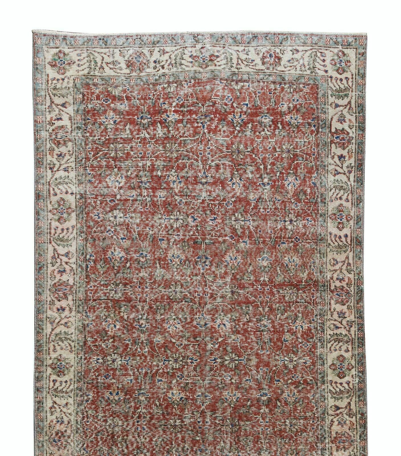 Turkish Floral Pattern Runner. Vintage Hand Knotted Rug For Hallway photo Textiles