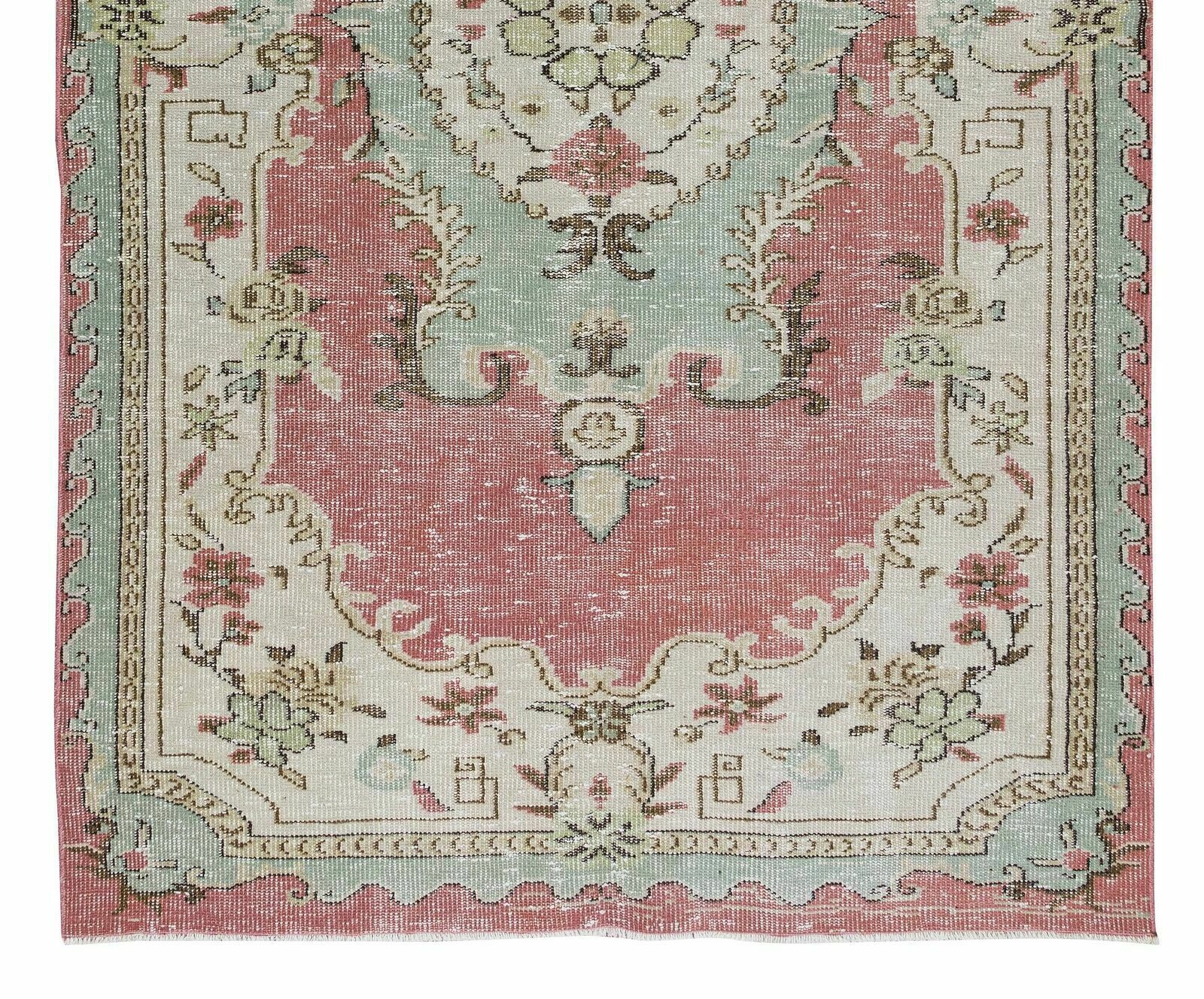 5.3x8.9 Ft Traditional Vintage Hand Knotted Turkish Rug With Medallion Design photo 481.0
