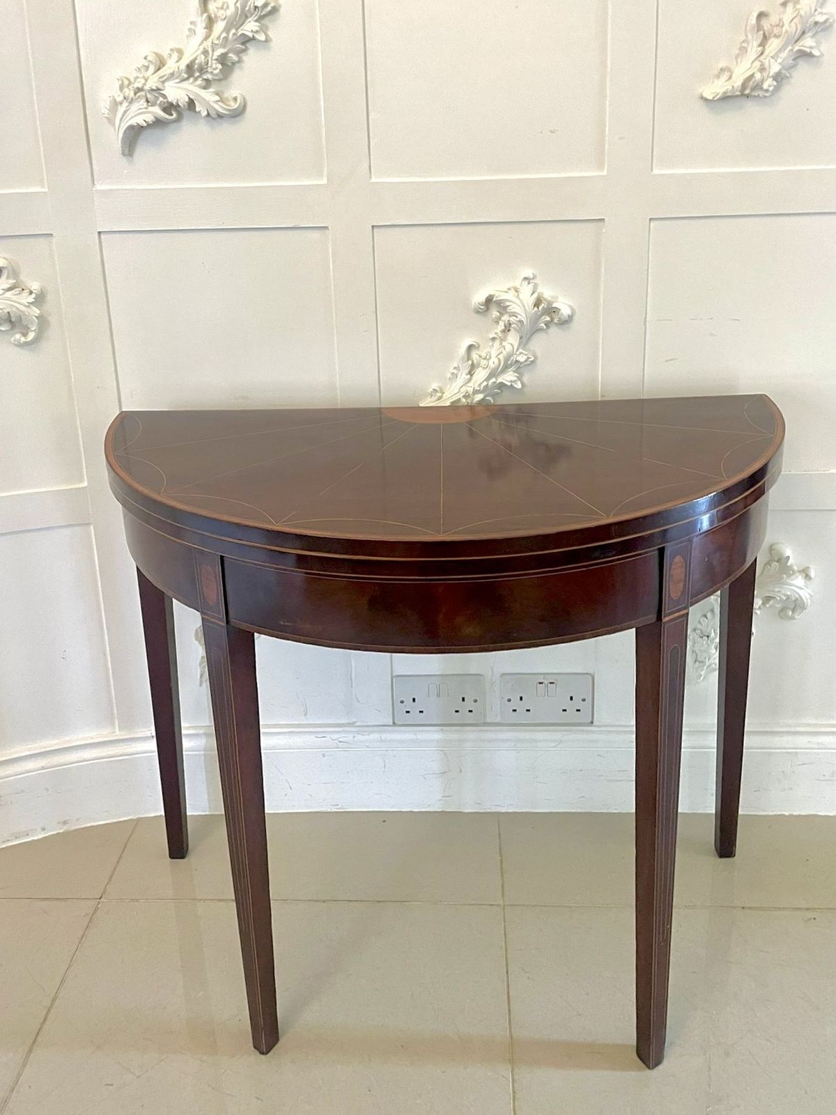 photo buy Fine Quality Antique 18th Century Mahogany And Satinwood Inlaid Demi Lune Shaped Card Table