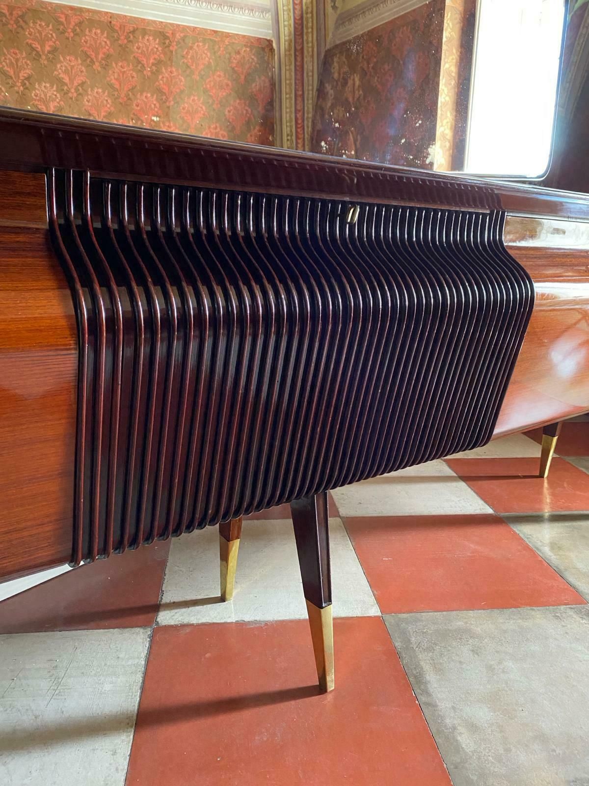 photo furniture Midcentury Modern Big Mahogany Sideboard, Osvaldo Borsani, Italy 1950 'S