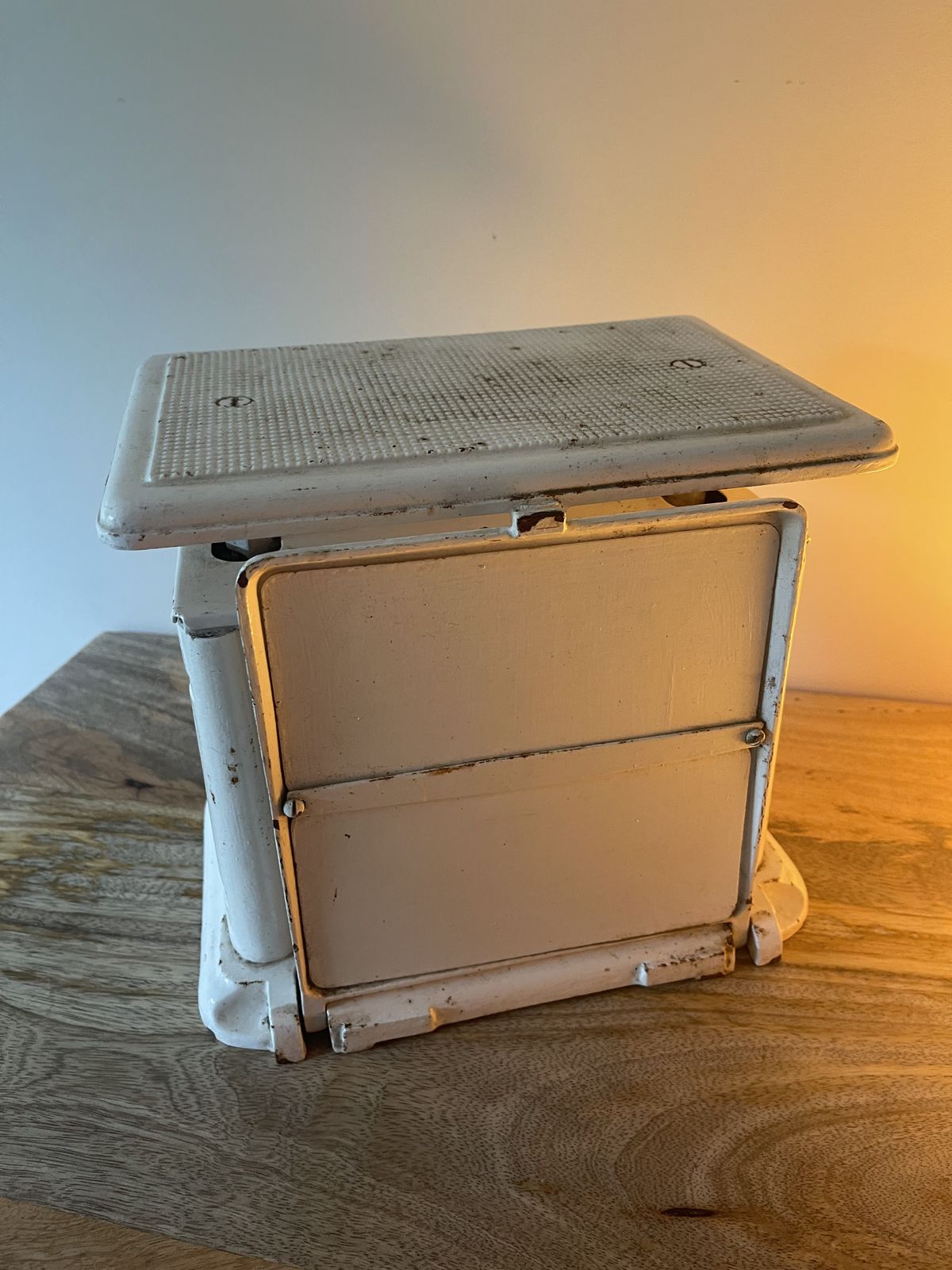 Antique 1920's Belmont Scales, 1920s photo furniture