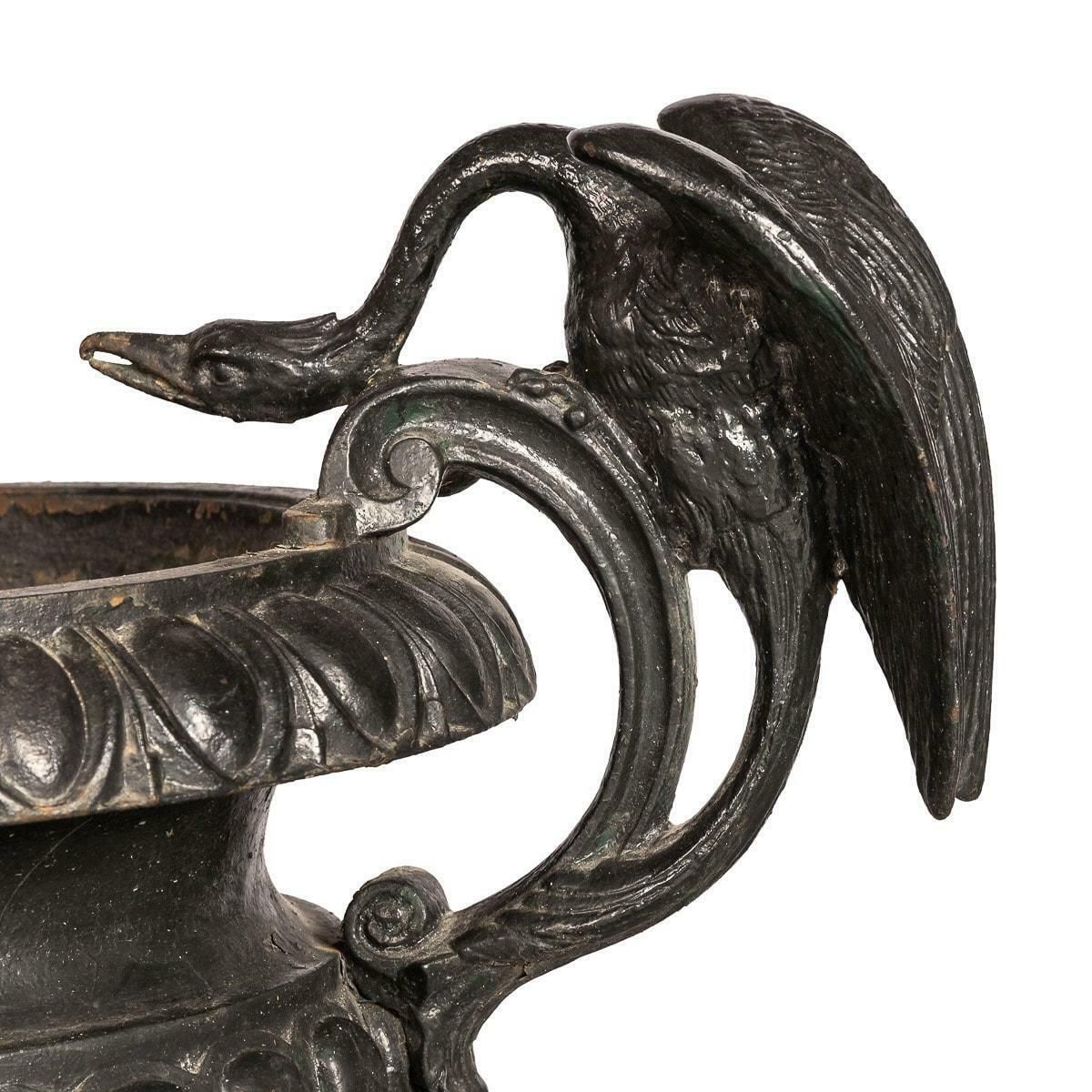 20th Century Set Of 4 Cast Iron Jardinieres, S Zamboni E Hijos, Argentina C.1900 photo vintage