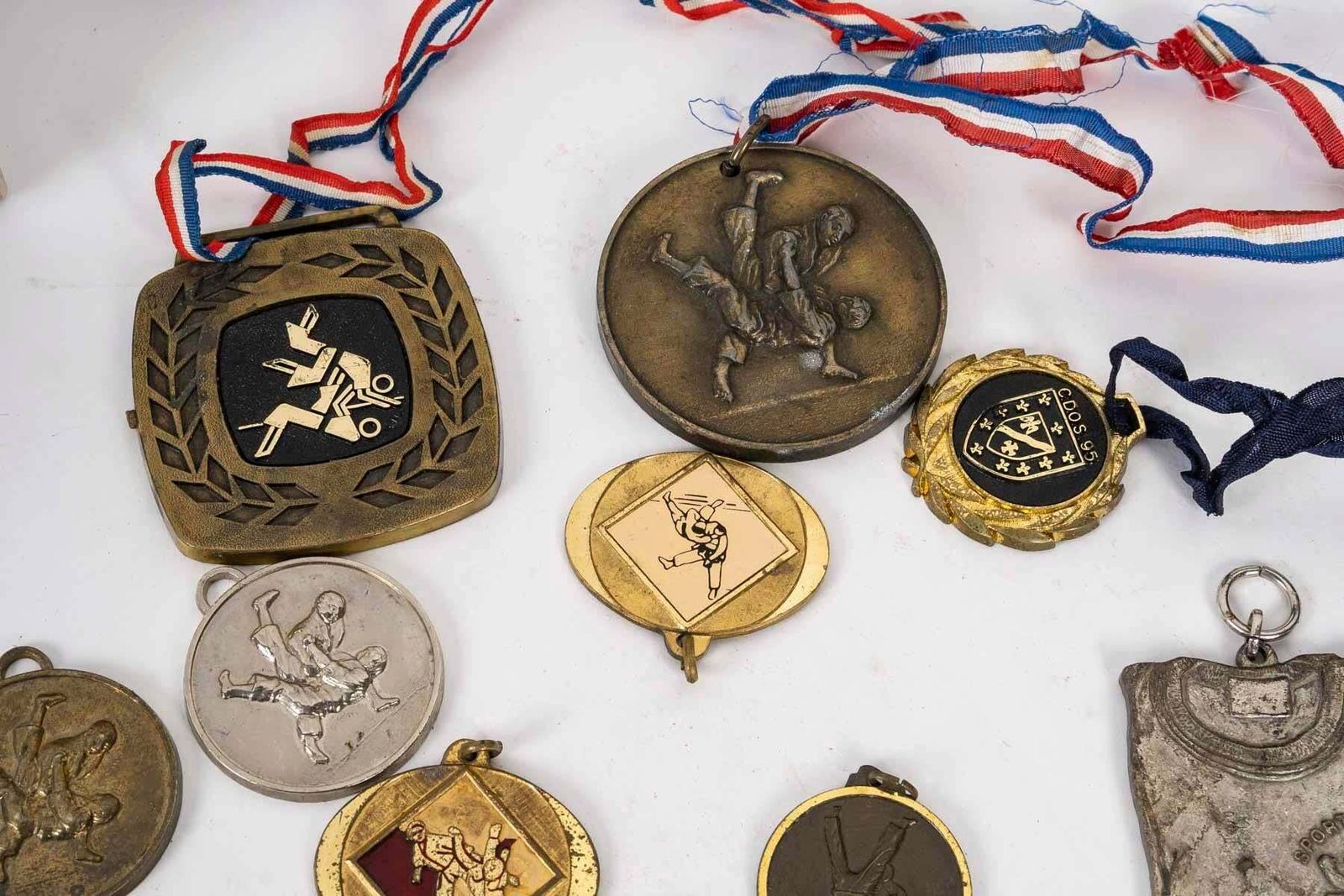 Set Of 25 Sports Medals, 20th Century. photo for sale