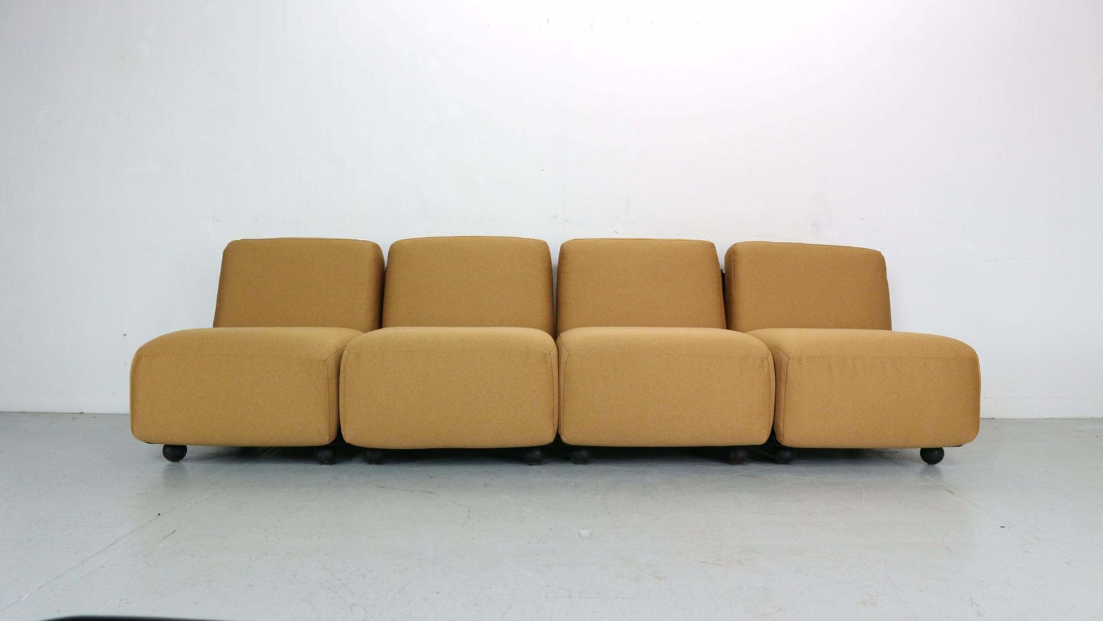 Italian Amanta 24 Chairs By Mario Bellini For C&B, 1970s photo buy
