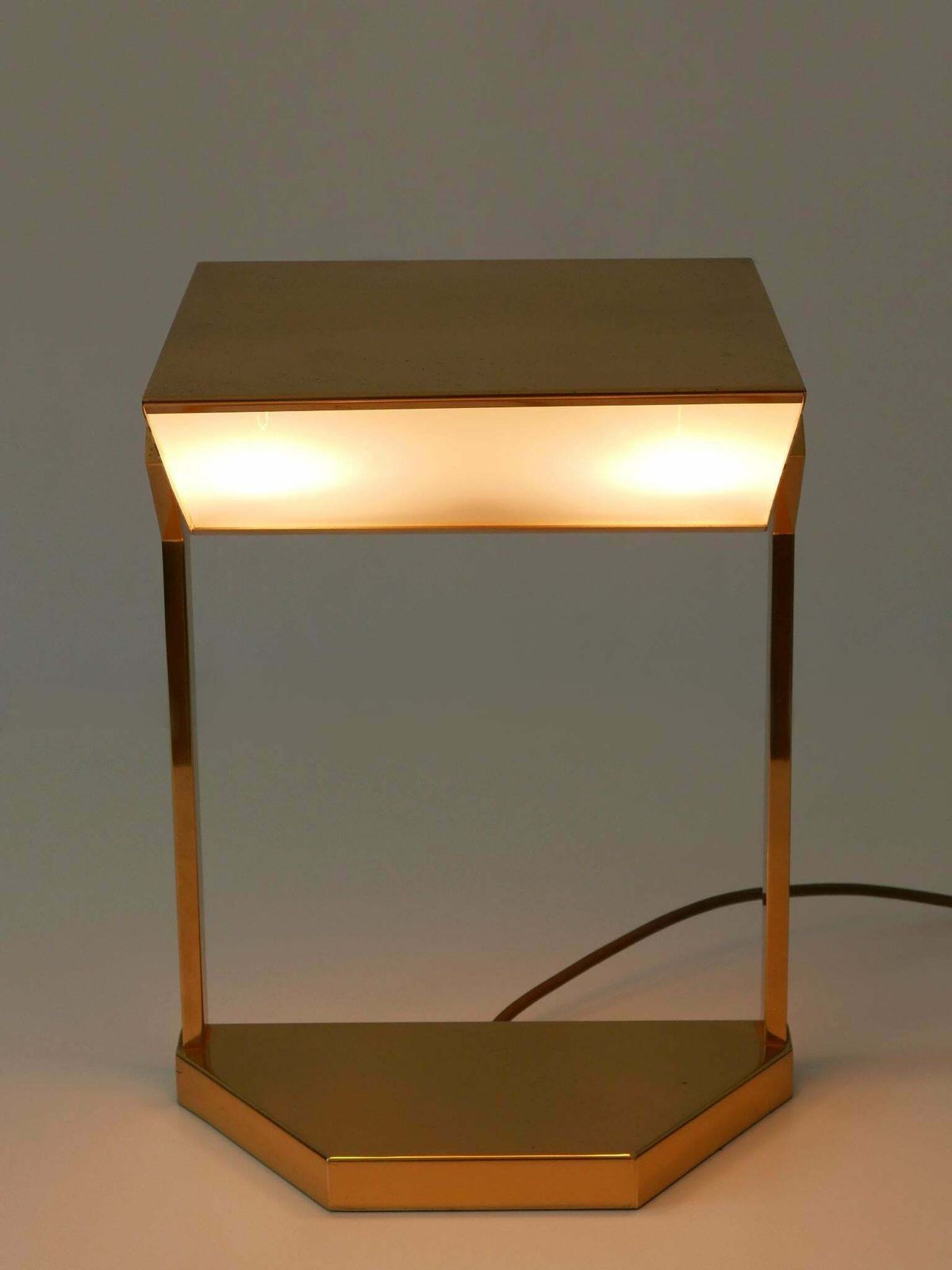 2105.0 Mid Century Desk Light Or Table Lamp By Vereinigte Werkstätten Germany 1960s photo