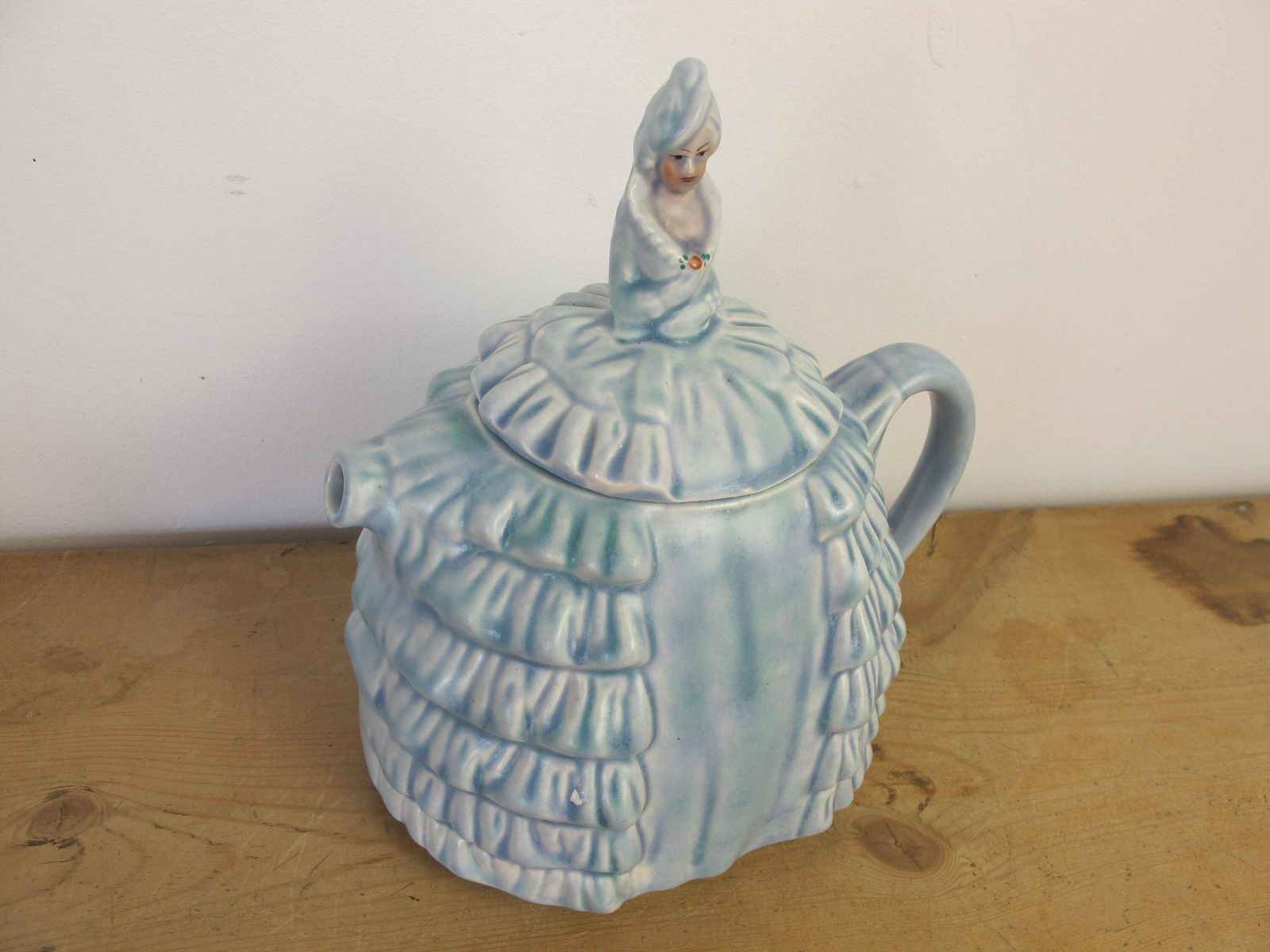 Ye Daintee Ladyee Teapot. Pale Blue Crinoline Lady Teapot No. 824571 Made By Sadler, England. photo for sale