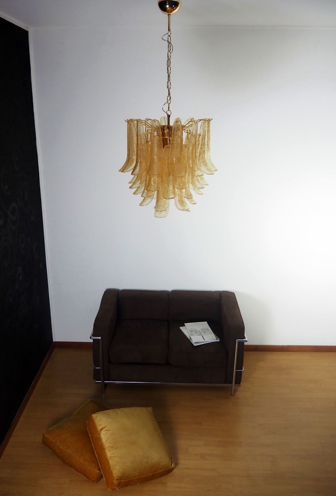 photo vintage Italian Vintage Murano Chandelier   Mazzega   41 Gold Glass Petals