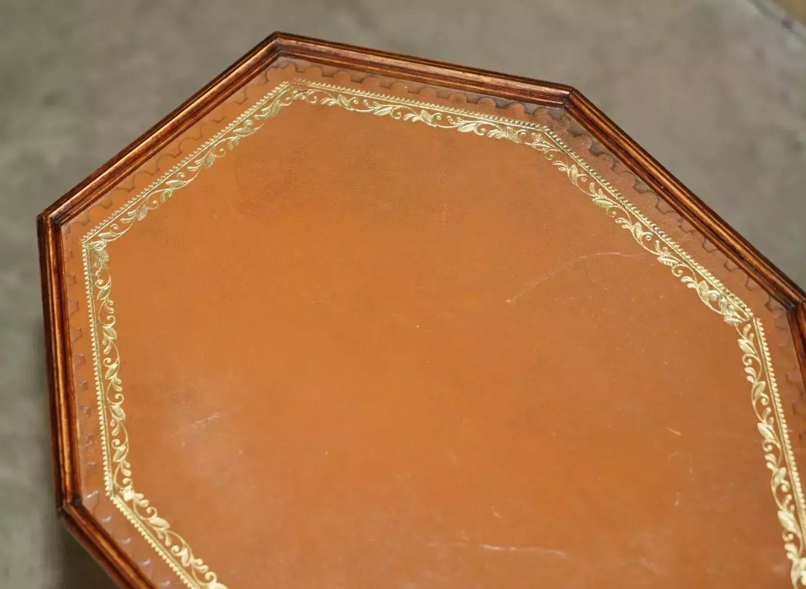 Mahogany Octagonal Brown Leather Gold Leaf Tripod Side End Lamp Wine Table photo 575.0