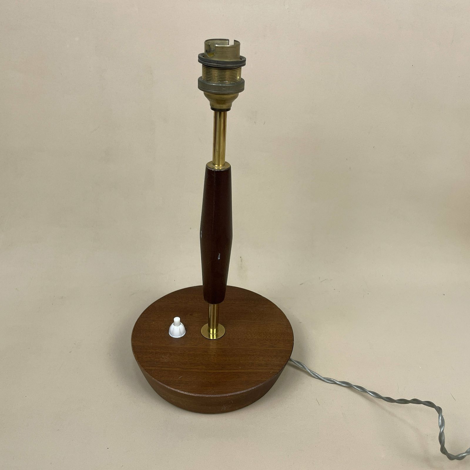 Antique Wooden Lamp Light Bedside Side Table Desk Column Round Base Vintage Brown Retro Vintage Decor Wood Switch Gold Brass Trims photo furniture