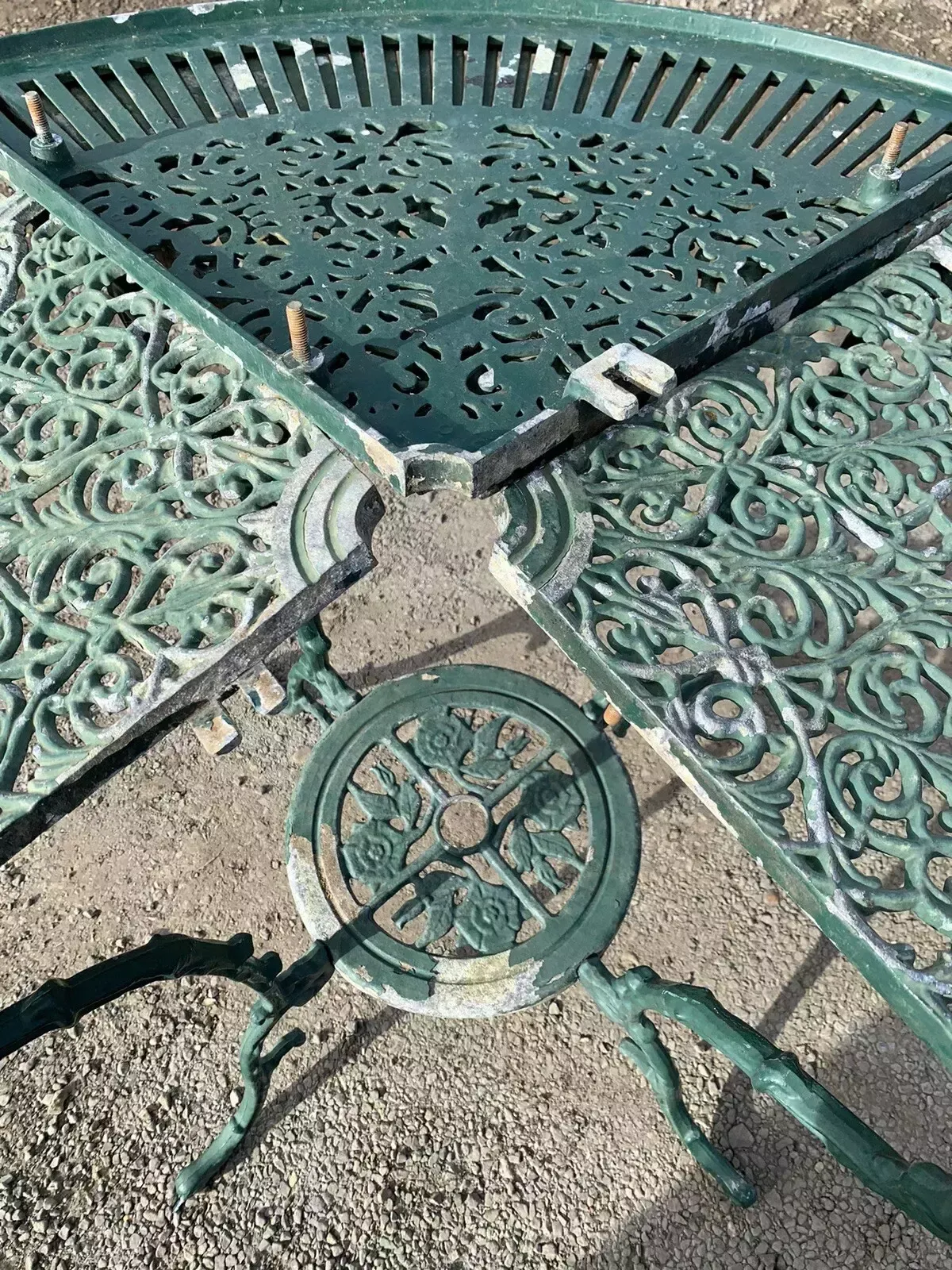 Vintage Heavy Cast Aluminium Garden Table photo Garden Furniture