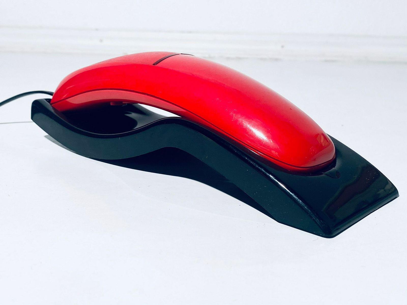 1980s Red Home Telephone Voile Matra / Vintage French Design photo vinterior