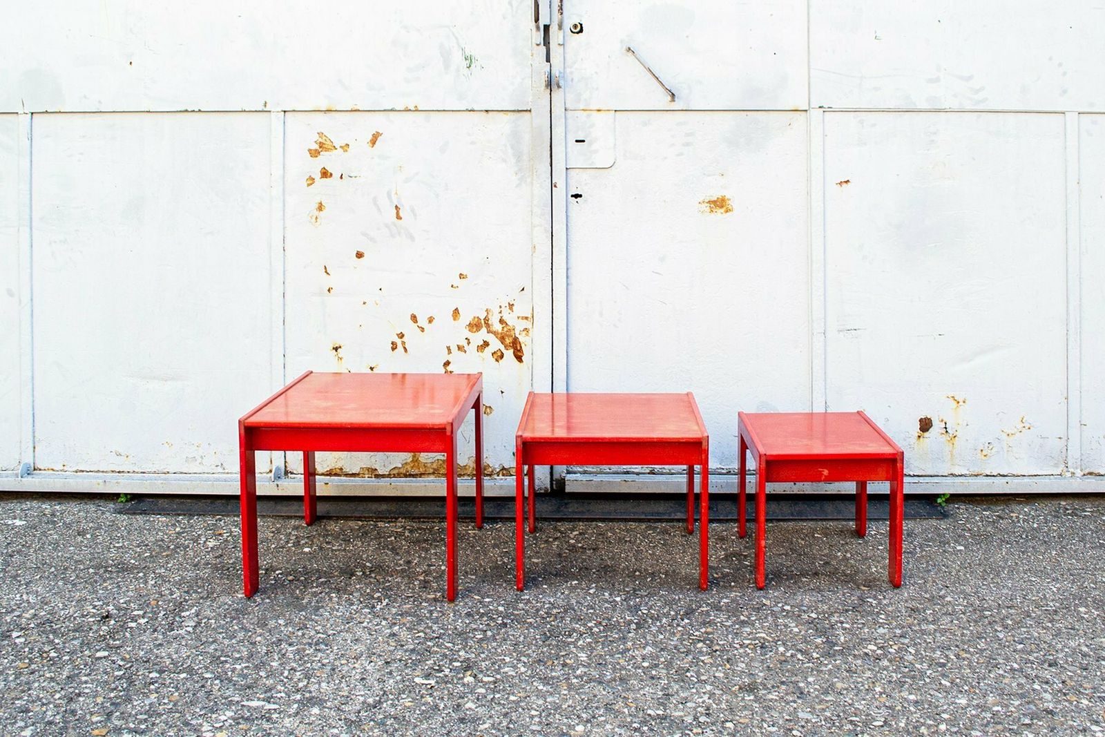 Stackable Tables N. 777 Reds By Tobia & Afra Scarpa For Cassina, Italy, 1965, Set Of 3 photo vinterior