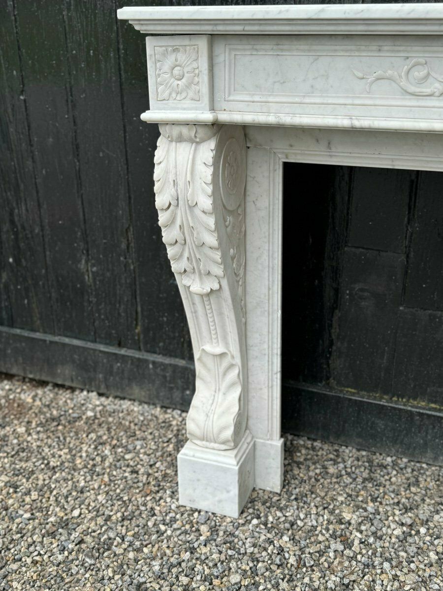 photo furniture Louis XVI Fireplace In White Carrara Marble Circa 1880