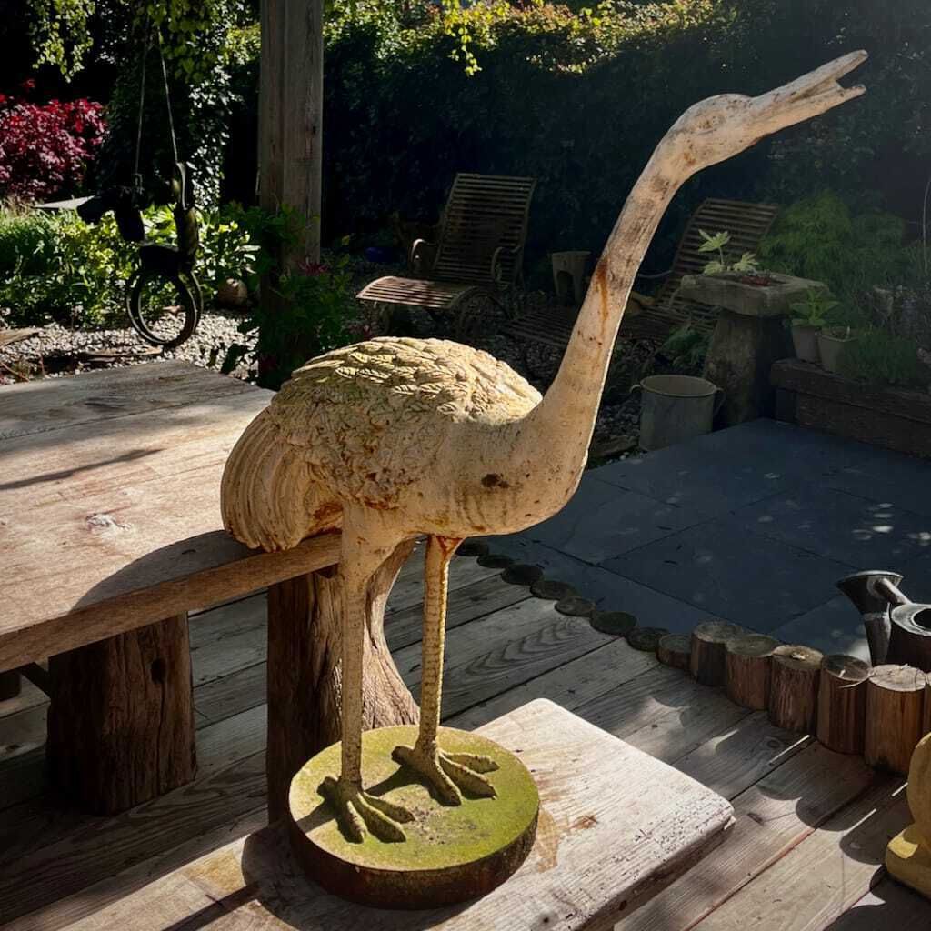 photo furniture Mid Century French Folk Bird