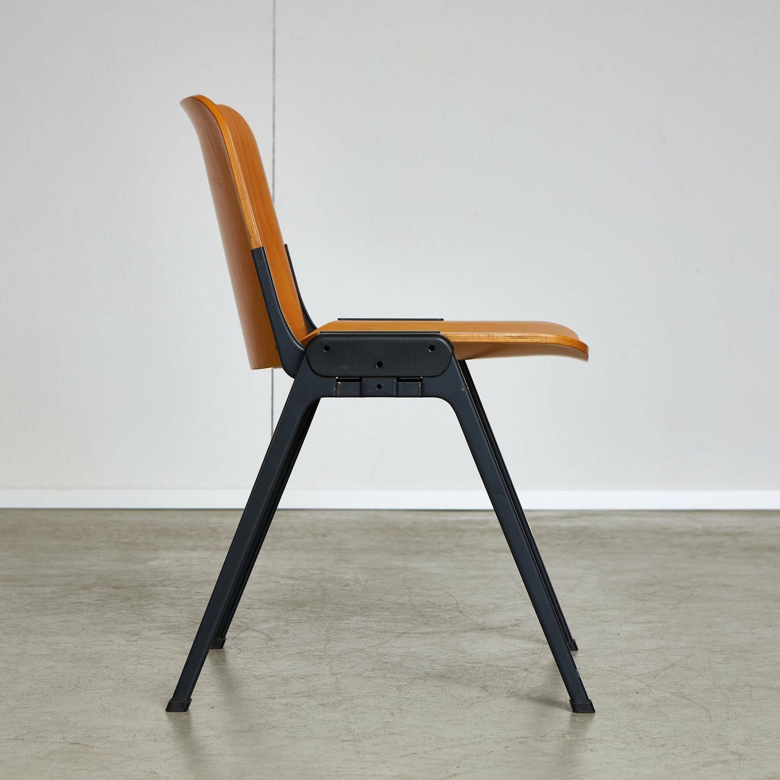 Serie K Chairs By Roberto Lucci And Paolo Orlandini For Velca photo vintage