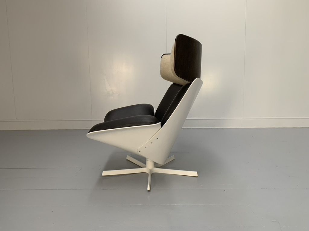 B&B Italia “Almora” Lounge Armchair & Footrest – In Merino & Grey Leather photo buy