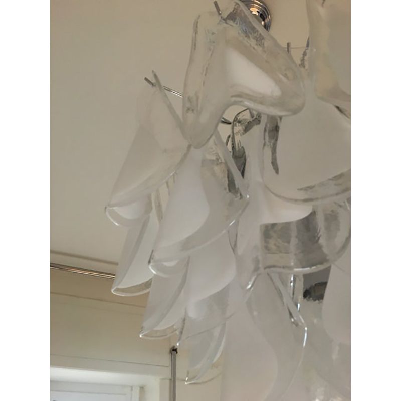 photo furniture "Rondine" White And Transparent Murano Glass Chrome Frame Sputnik Chandelier