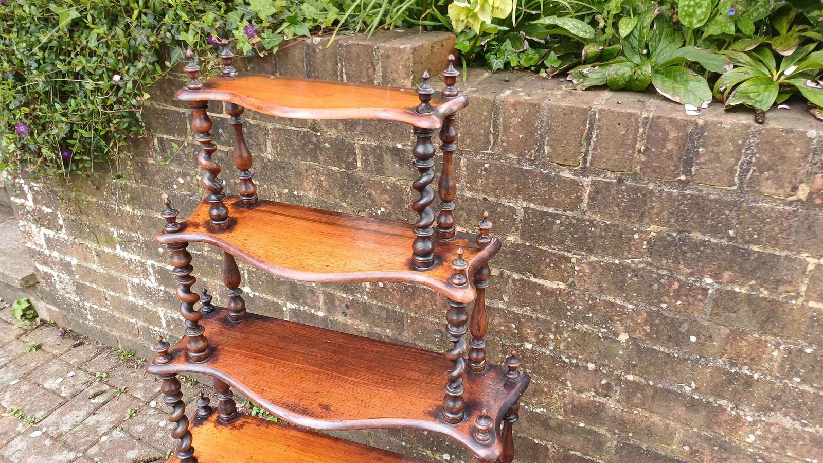 Exquisite Victorian Wot Not Graduated Shelves Turnings And Finials Vgc photo for sale