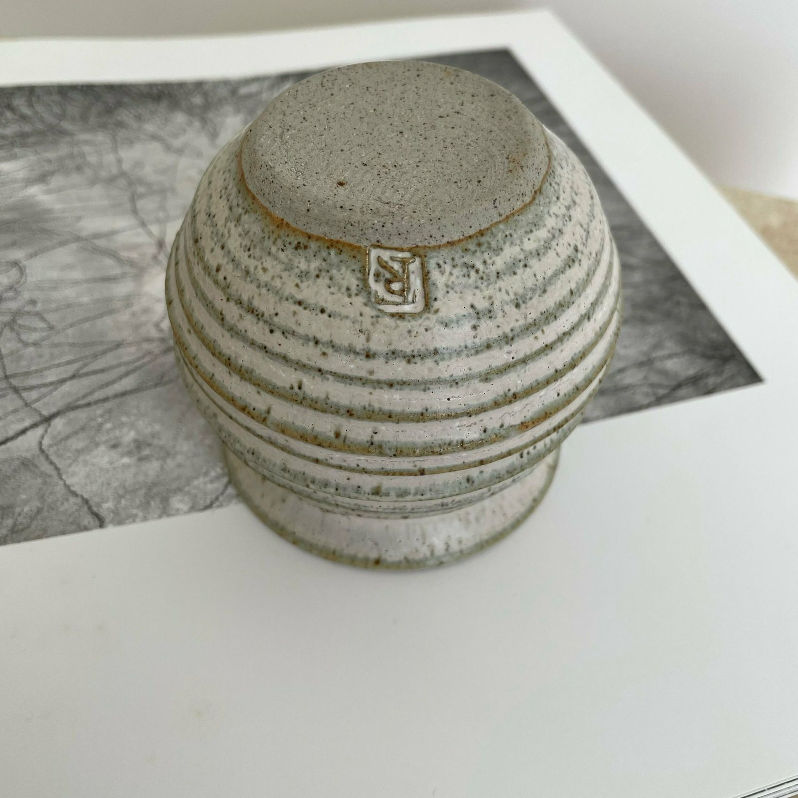 Mid Century Textured Stoneware Studio Pottery Jar/Vase By Robert Tinnyunt photo Home Decor