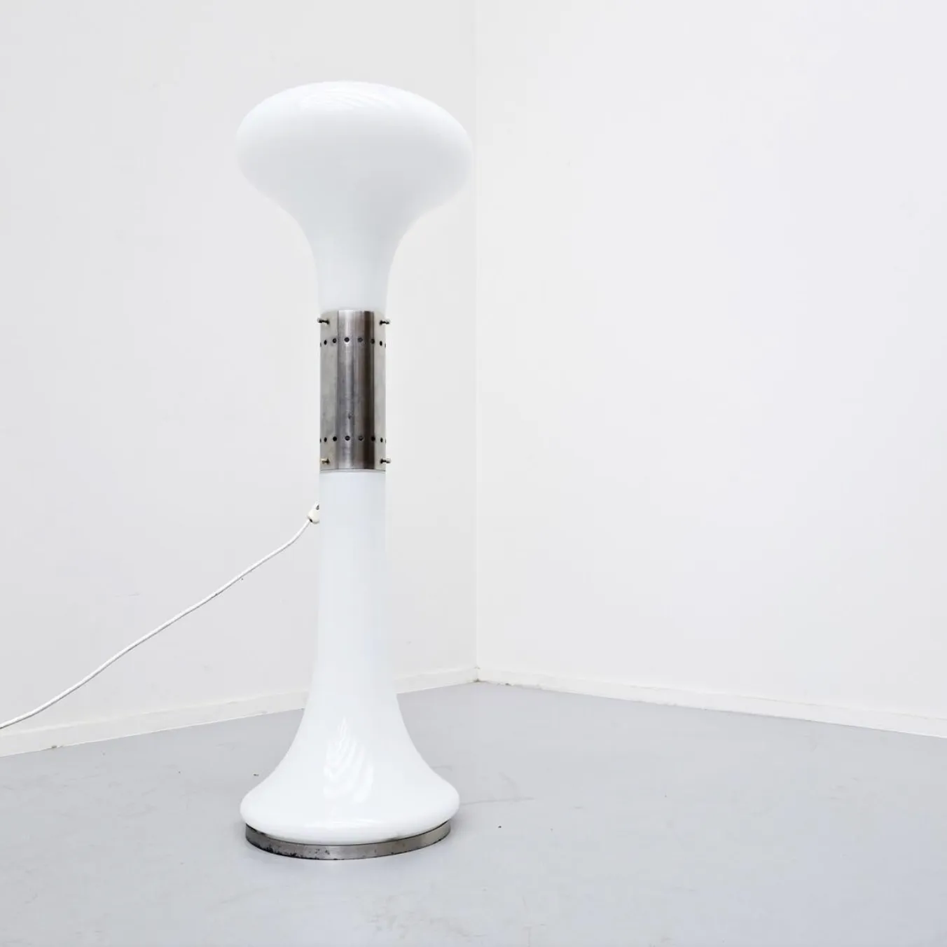 Mid Century Modern Floor Lamp Model ‘Soffiato’ By Carlo Nason For Mazzega, 1960s photo Lighting