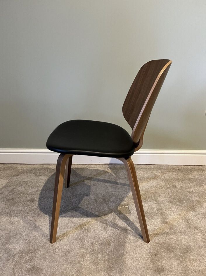 Boconcept Aarhus Dining Chairs Walnut & Black Leather Set Of Four photo 1000.0