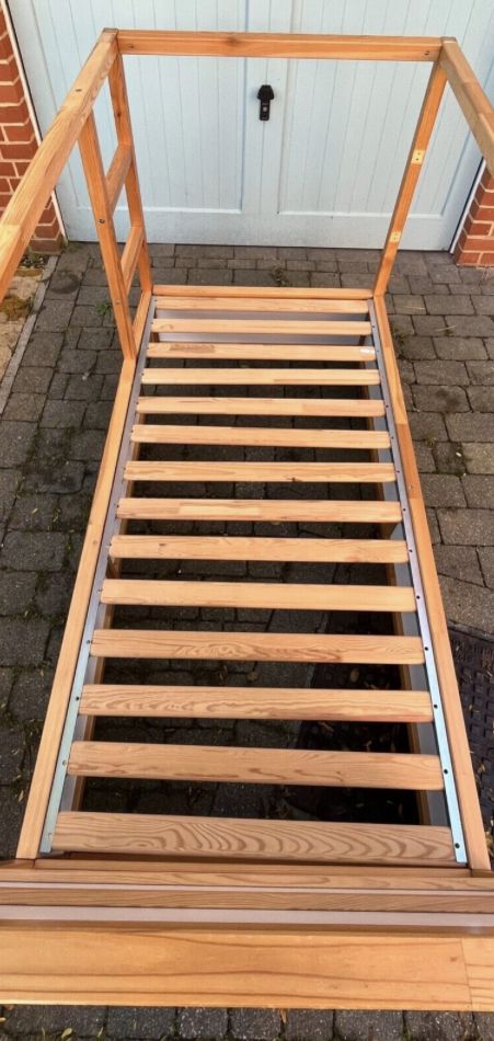 photo furniture Ikea Kura Child's Bed With Original Fonnes Mattress