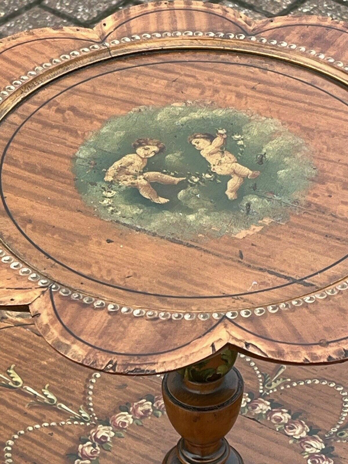 Edwardian Satin Walnut Painted Tea Table, Decorated With Cherubs And Foliage photo 608.0