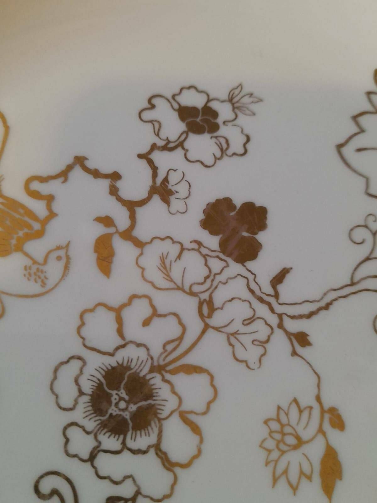 photo for sale 4 Dessert Plates In White Wedgwood Porcelain With Gold Decoration, Plato Gold Series