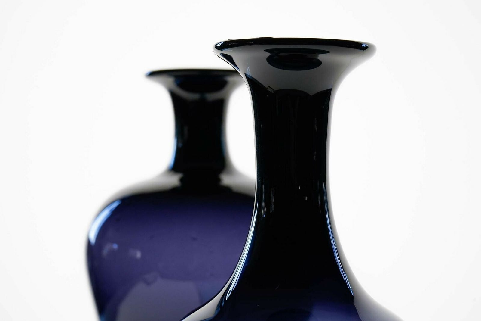 Pair Of Glass Vases. Veart Cobalto Aquamarine Fading. Paolo Venini Design. photo vintage