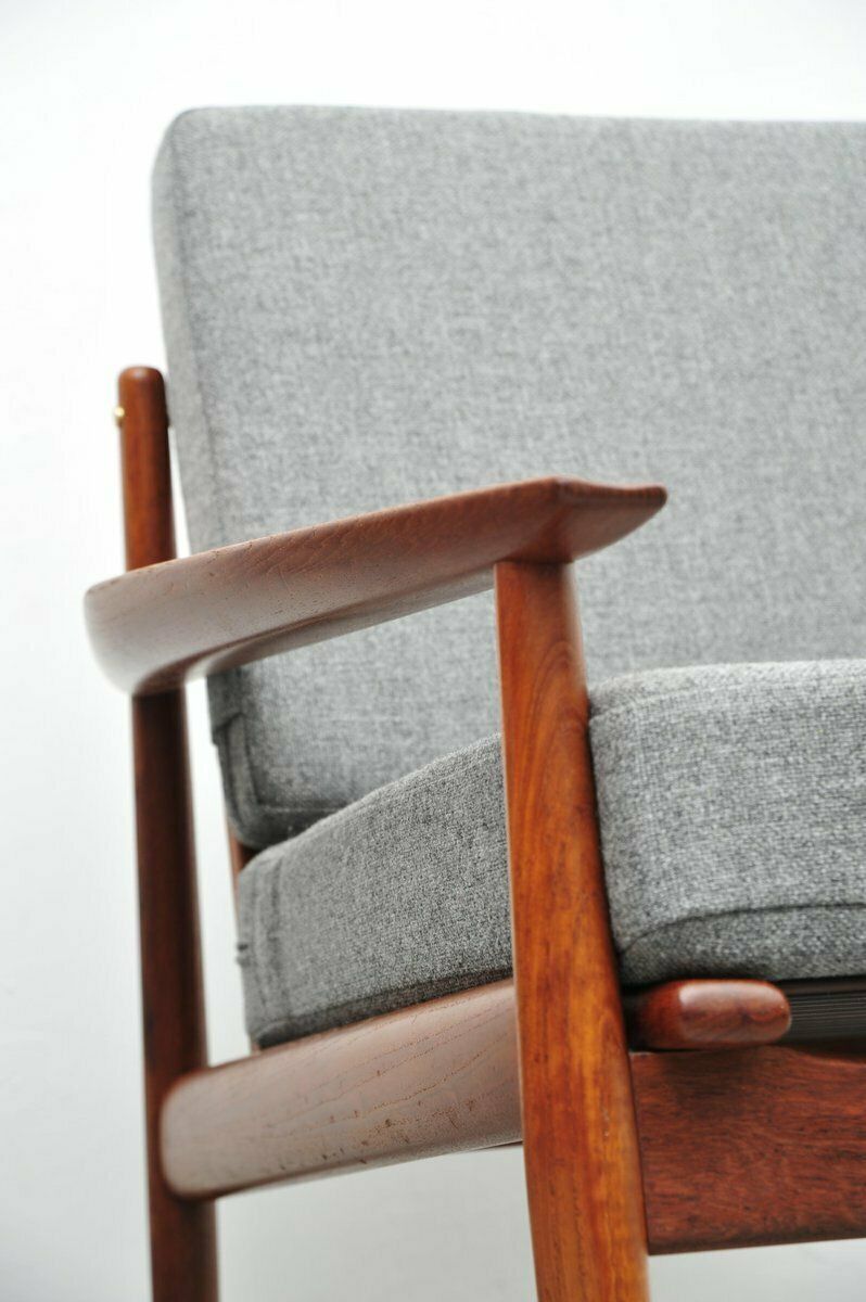 2939.0 Teak Armchairs By Arne Vodder, Set Of 2 photo