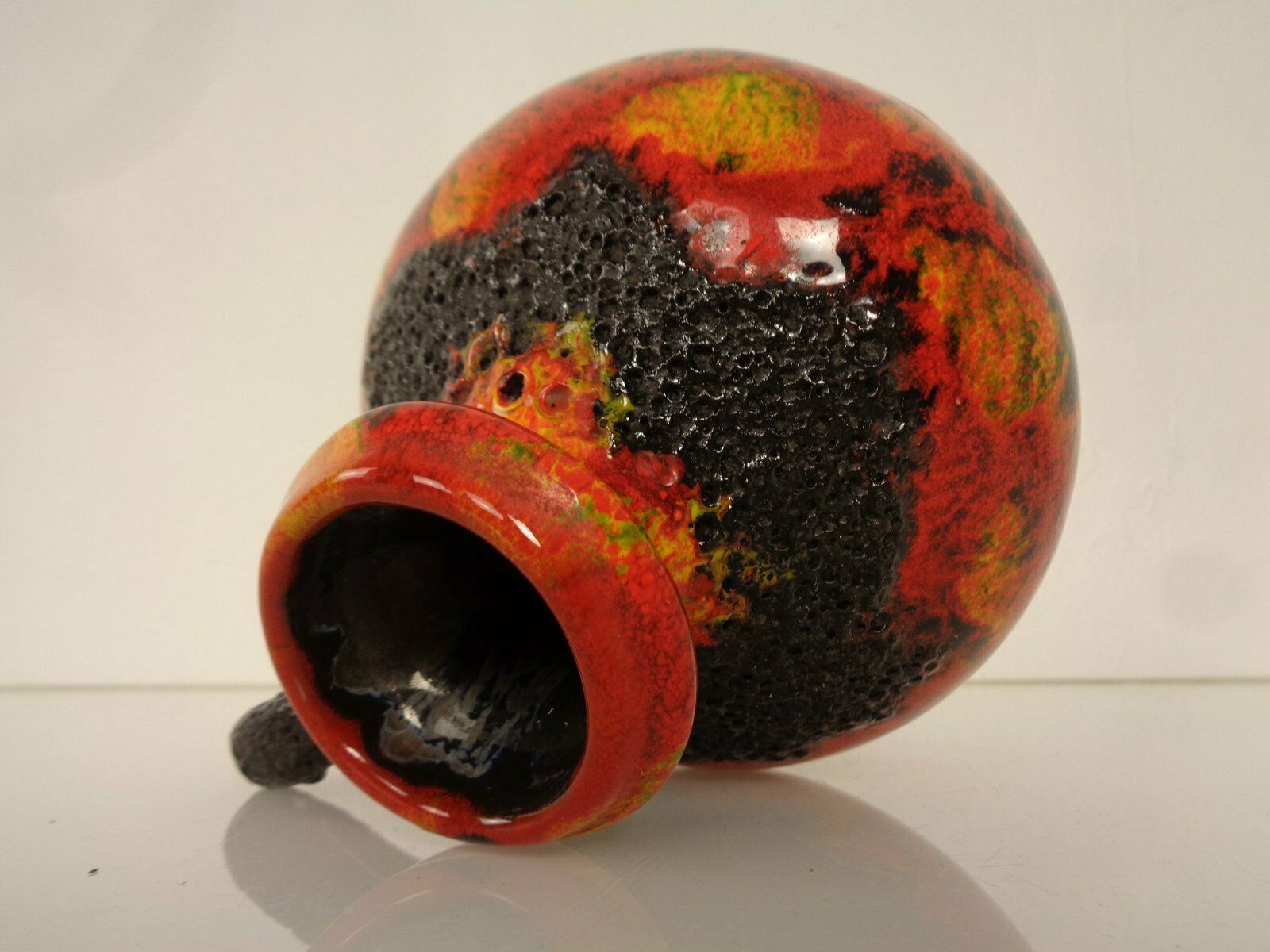 204.0 Lava Ceramic Vase From Walter Gerhards, 1970s photo