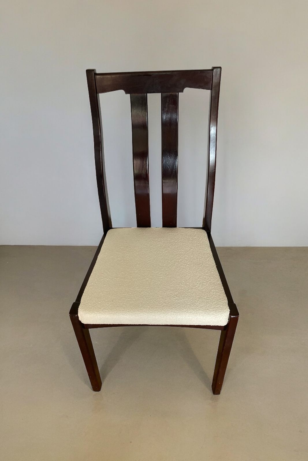 A Set Of Four Mid Century Meredew Dining Chairs, Deep Mahogany With Cream Paris Boucle photo buy