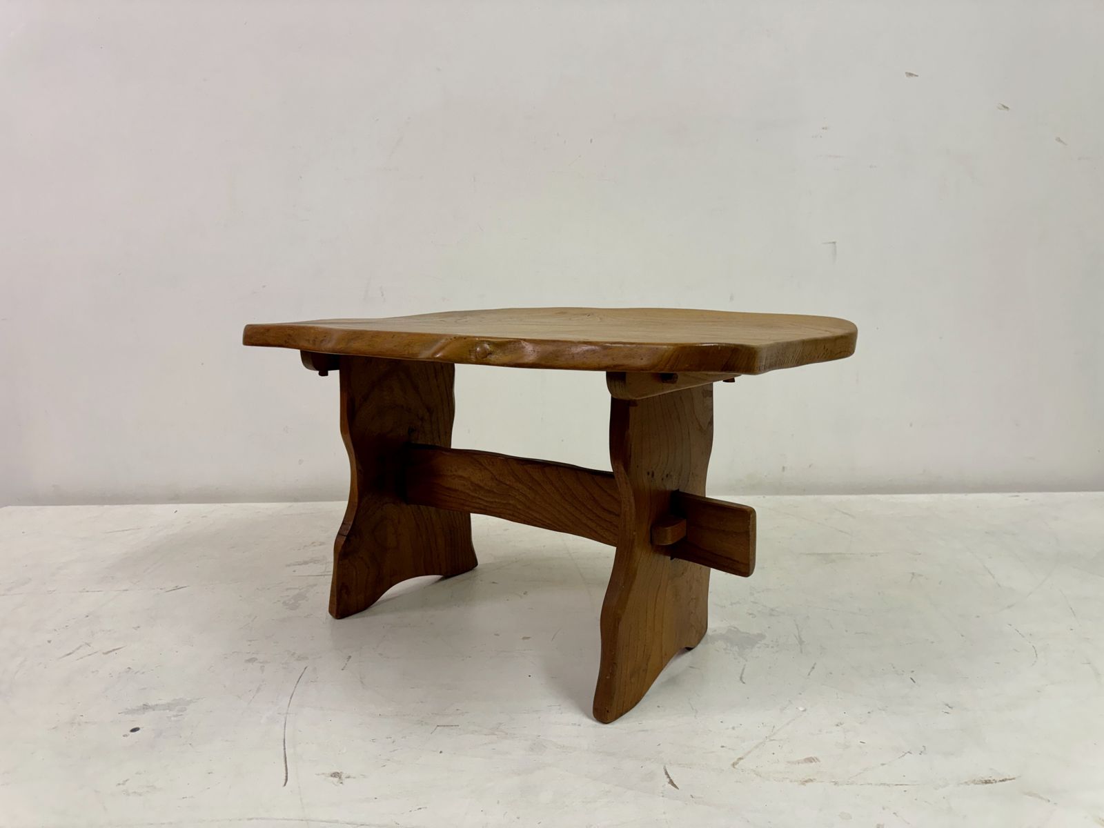 Mid Century Elm Side Table photo vinterior