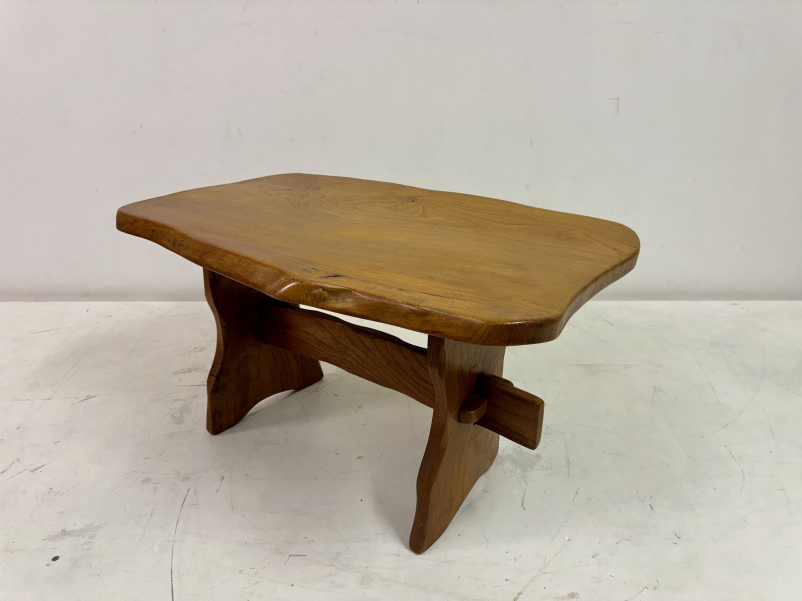 photo furniture Mid Century Elm Side Table