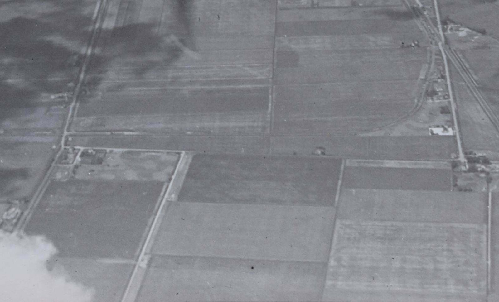 Charles E Brown Wellington Bomber Ww2 War Plane Silver Gelatin Photograph By Charles E Brown photo vinterior