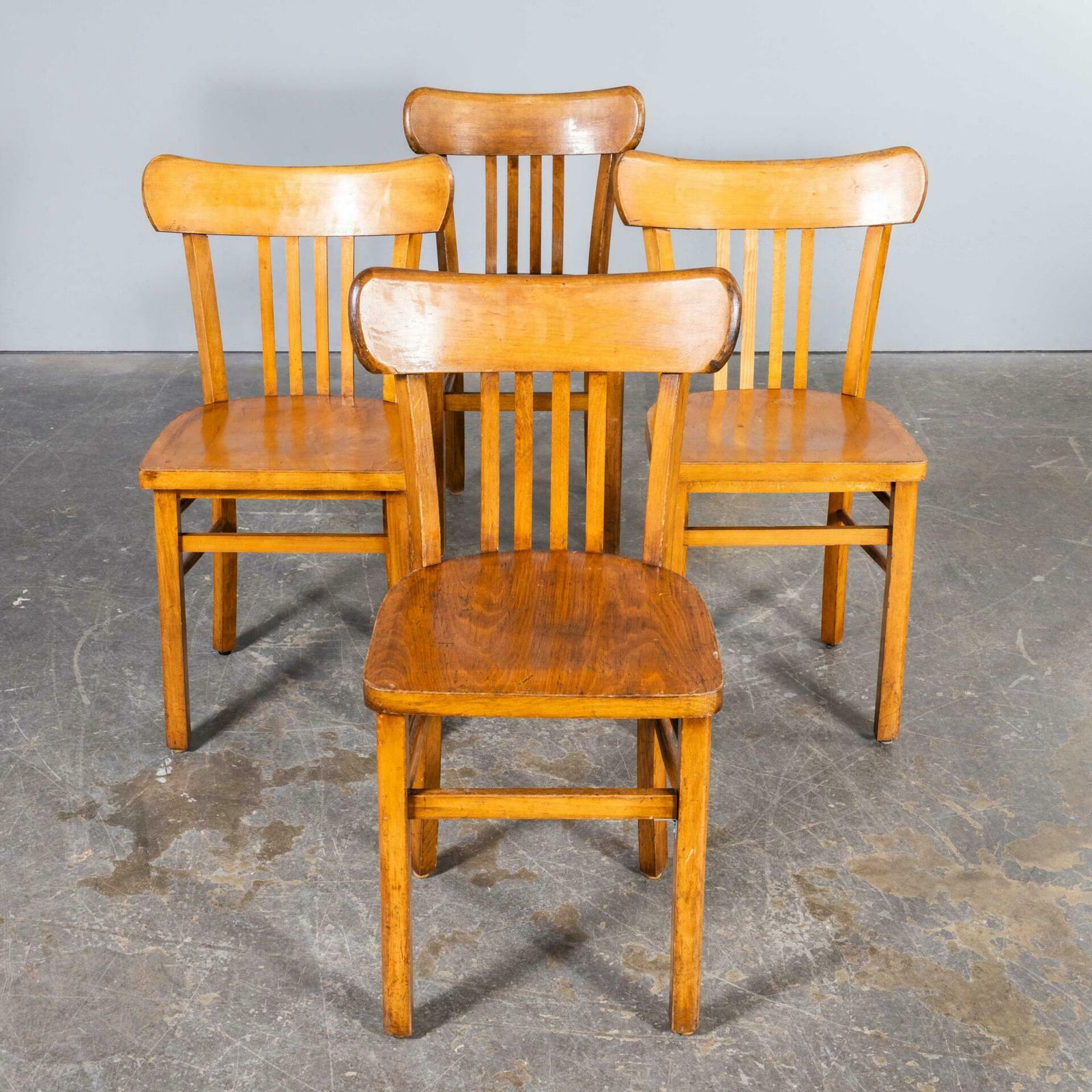photo furniture 1950’s Luterma Honey Oak Bentwood Grill Back Dining Chair