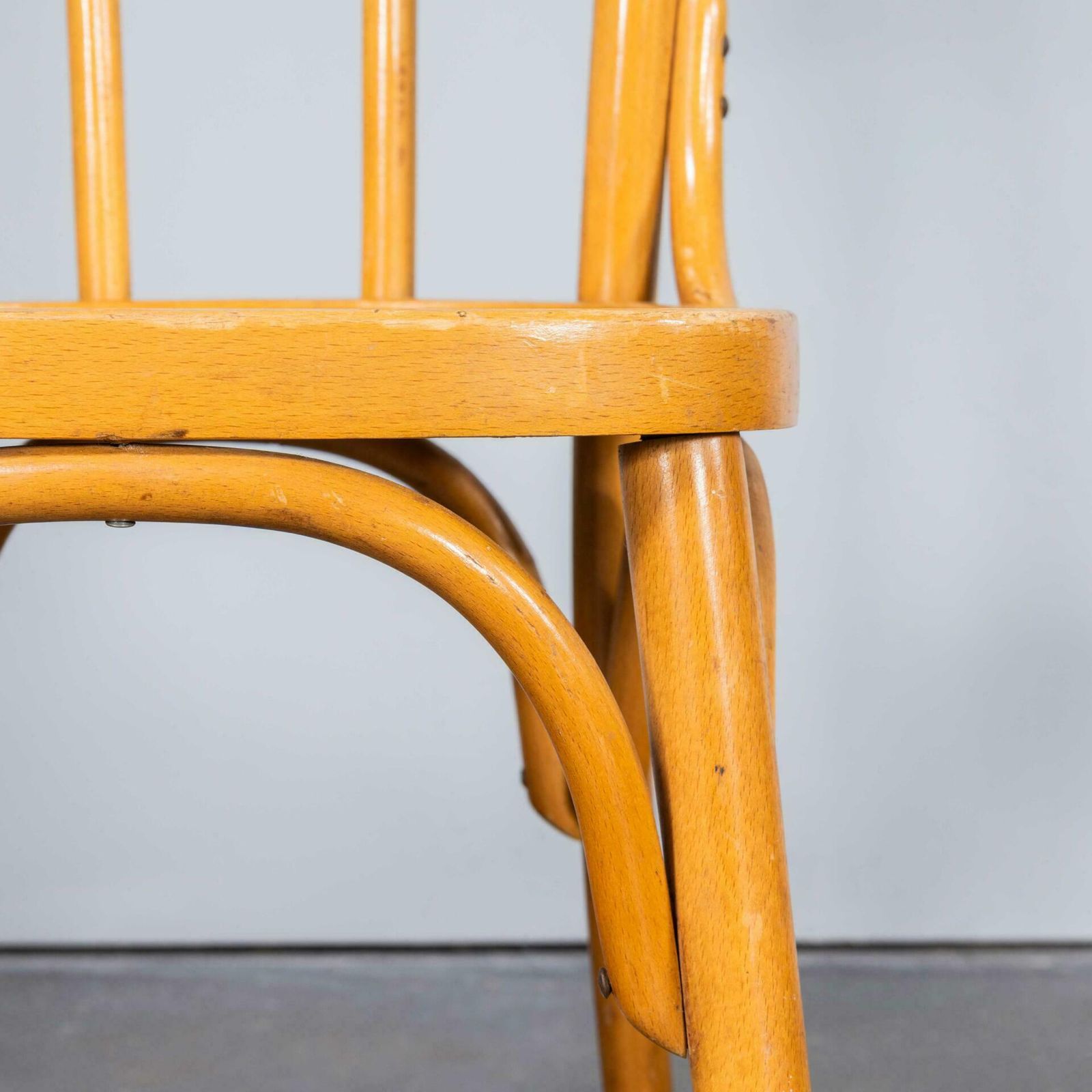 1960’s Simple Classic Back Bentwood Blonde Dining Chair – Set Of Three photo for sale