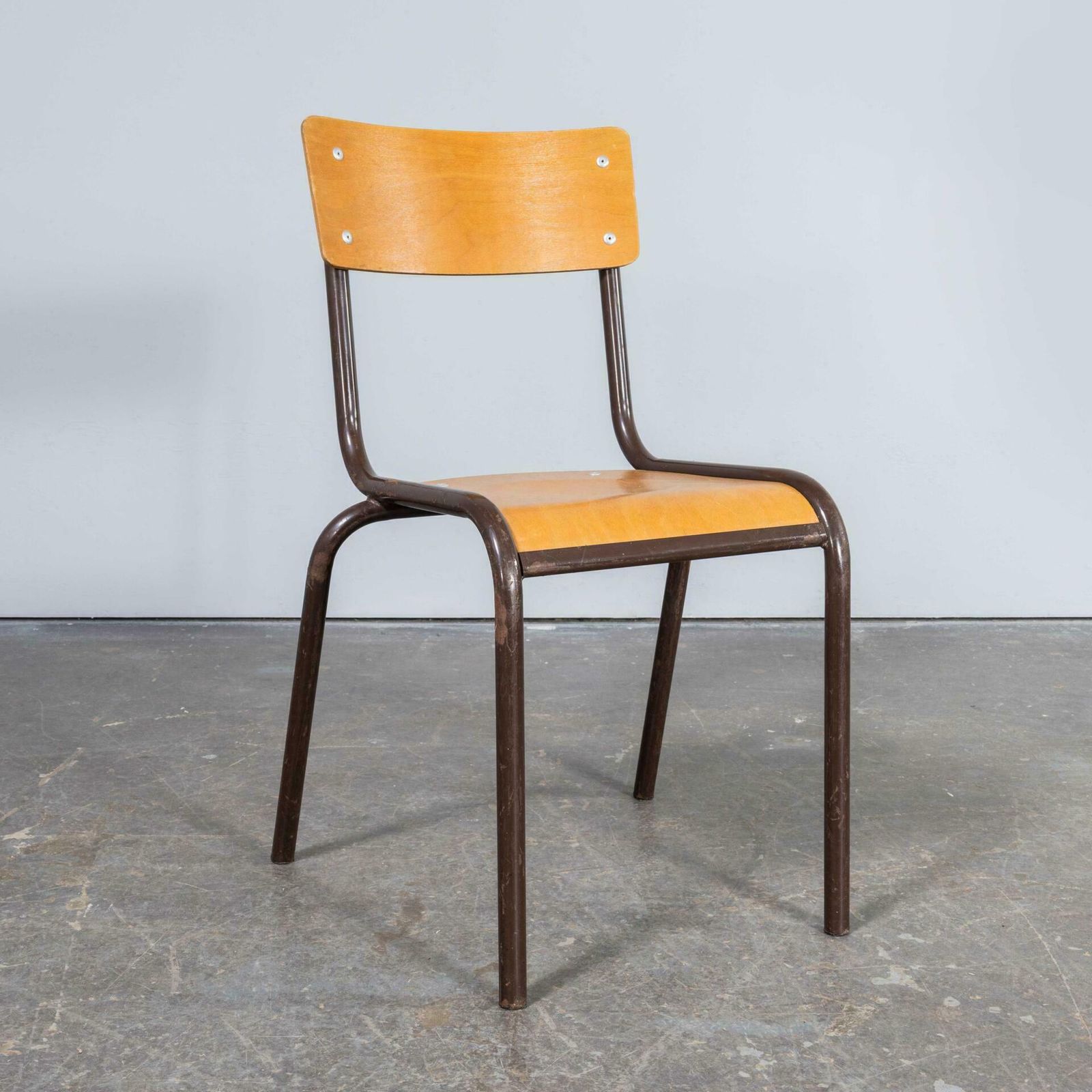 1960’s French Mullca Stacking – Dining Chairs – Brown Model 510 photo vinterior