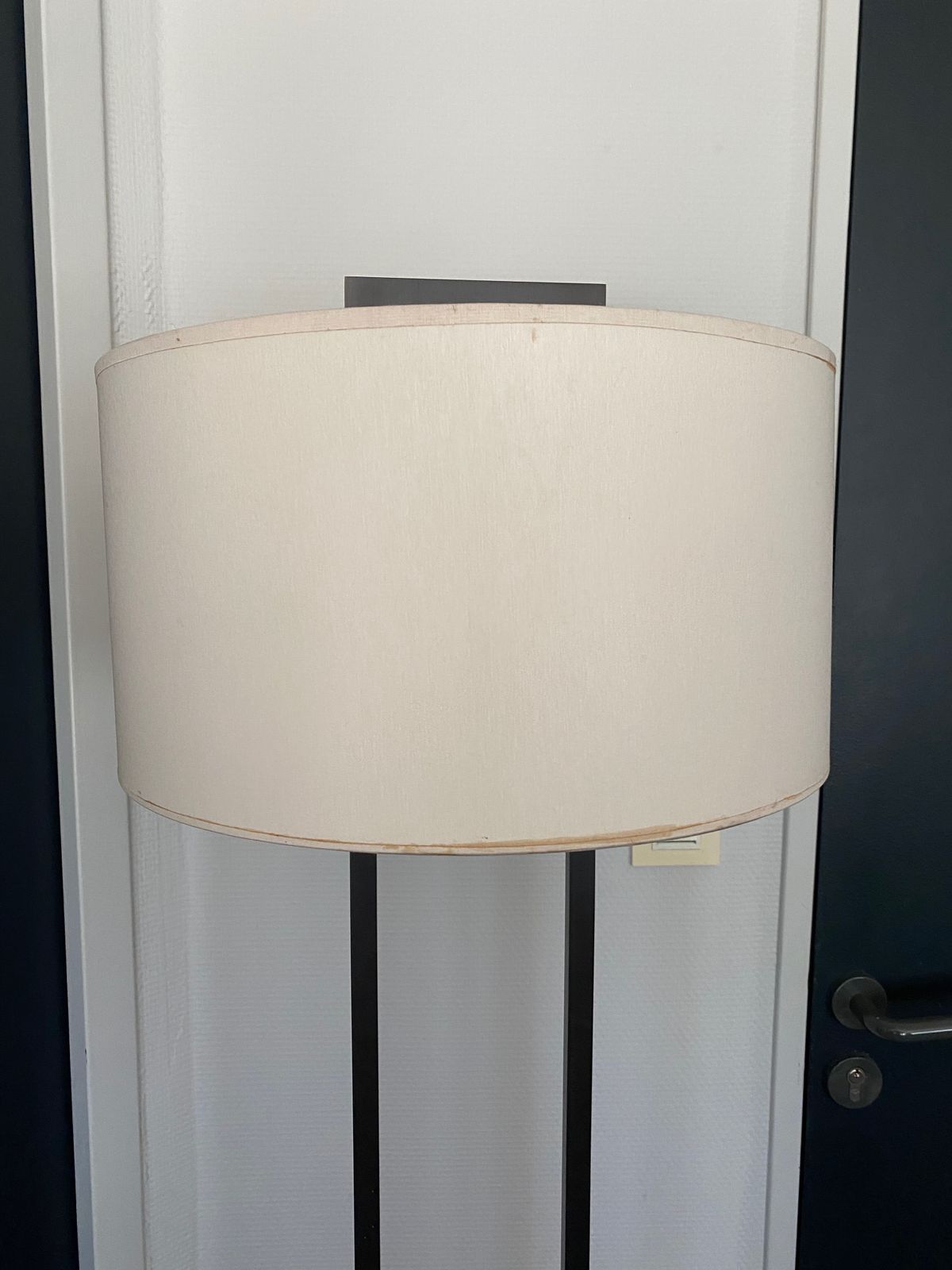 Contemporary Floor Lamp In Black Metal And White Shade photo furniture